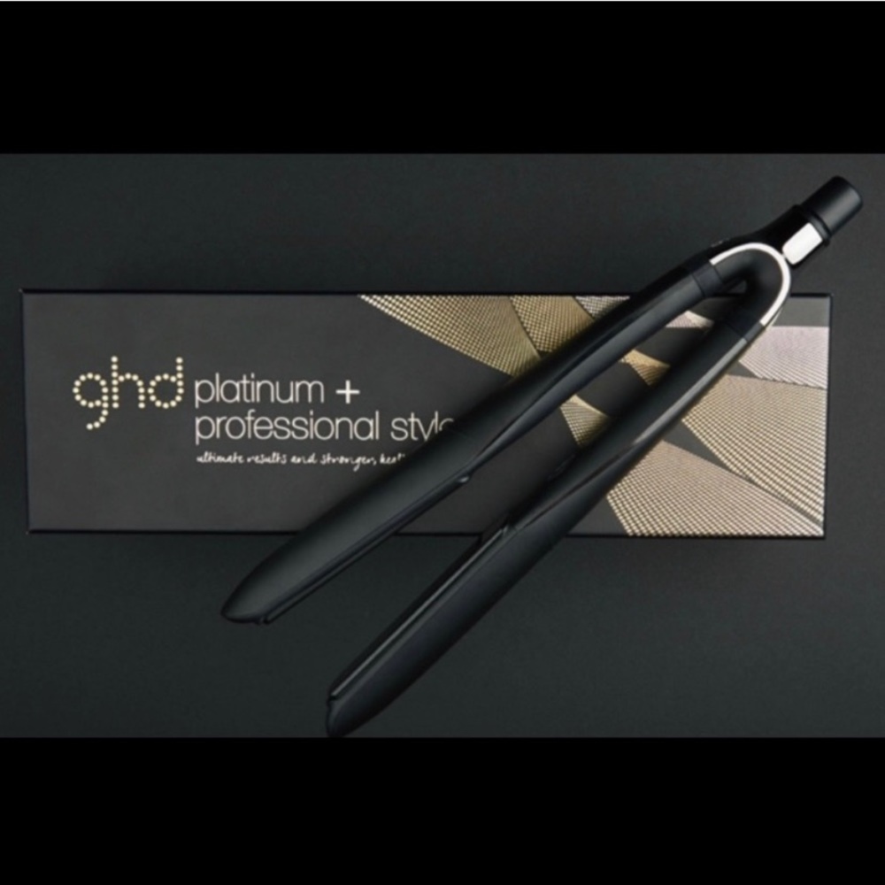 BNIB GHD Platinum + 1in hair straightener black